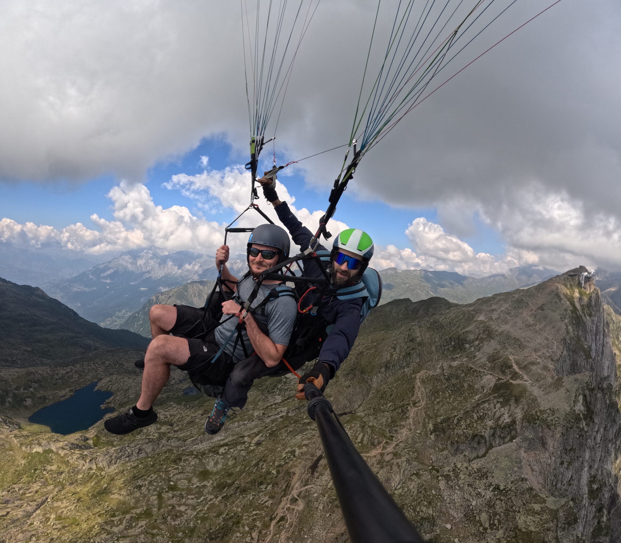 Dcim100goprogpab3383.JPG Paragliding above the Bossons glacier